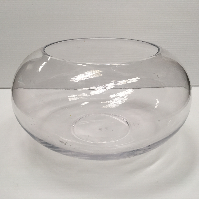VASE, Glass - Squat (Medium)
